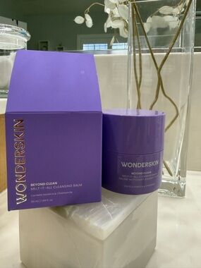 Wonderskin Beyond Clean Melt-It-All Cleansing Balm - Purple